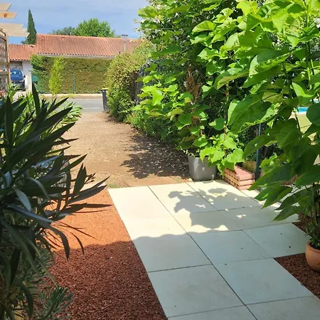 Сasa de vacaciones Maison Cosy Avec Piscine