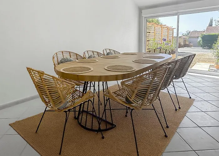 度假居 Maison Cosy Avec Piscine 贝尔热拉克