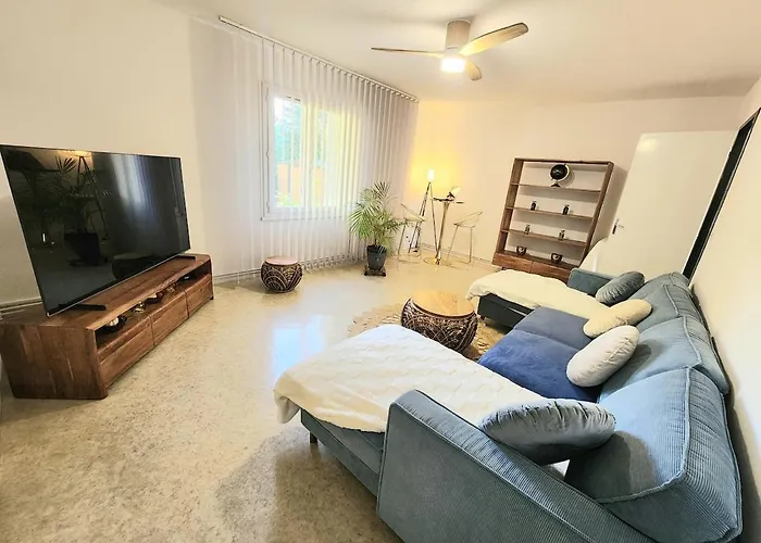 Maison Cosy Avec Piscine 度假居 贝尔热拉克