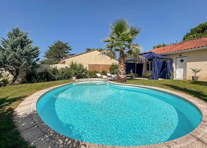 度假居 Maison Cosy Avec Piscine 贝尔热拉克